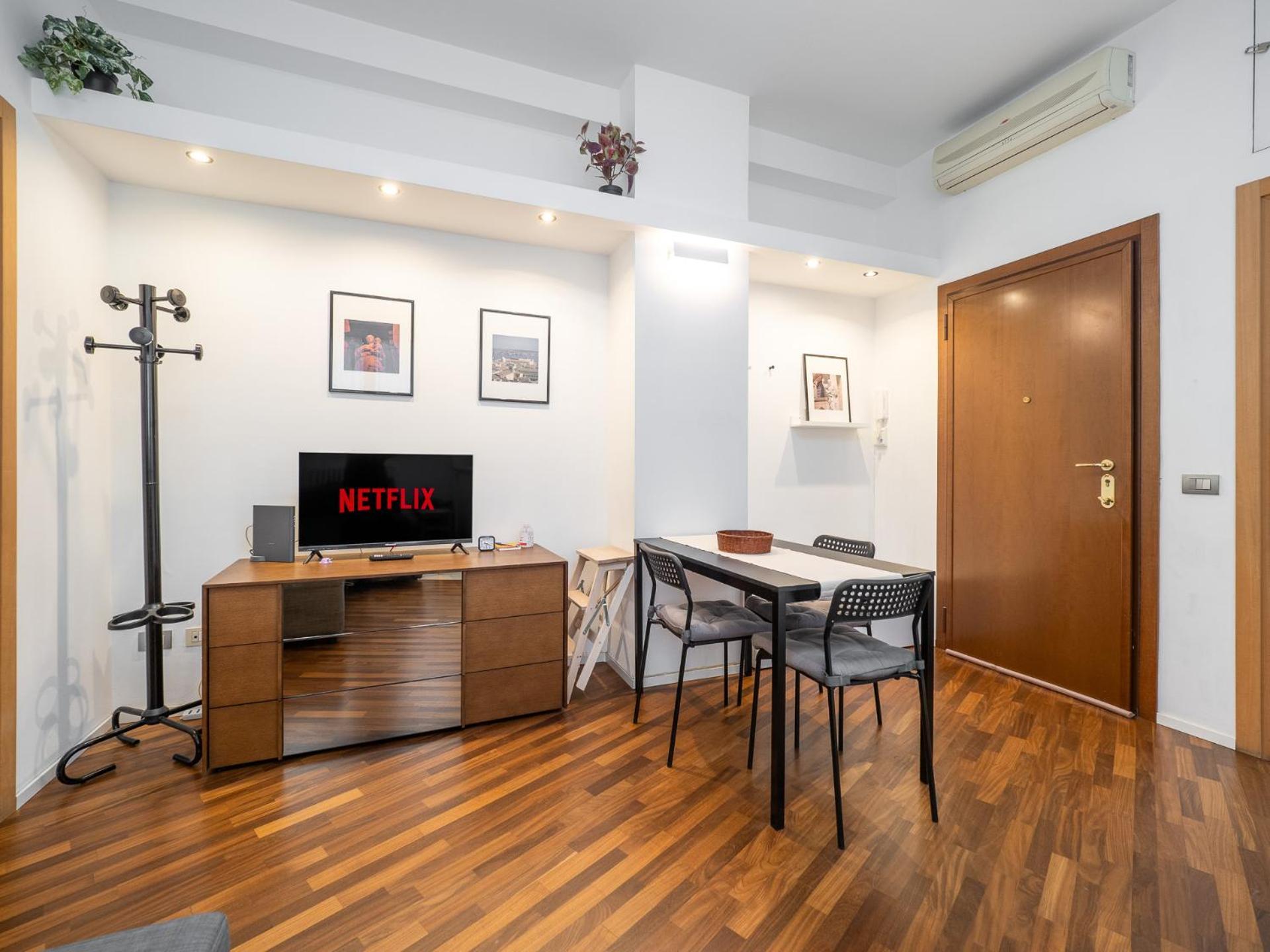 Cozy Near - 4 Guests Apartamento